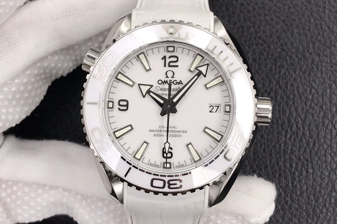 欧米茄 SEAMASTER 600M 海马600米 39.5mm 215.33.40.20.04.001