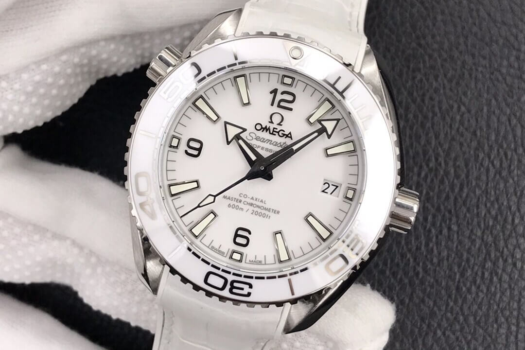 欧米茄 SEAMASTER 600M 海马600米 39.5mm 215.33.40.20.04.001