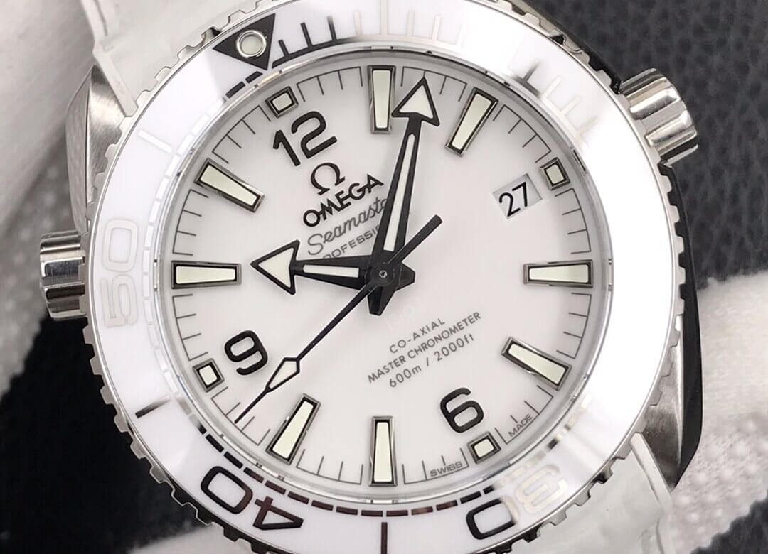 欧米茄 SEAMASTER 600M 海马600米 39.5mm 215.33.40.20.04.001