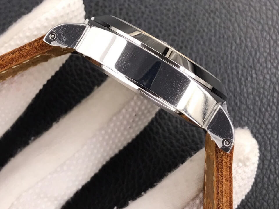 沛纳海 Panerai Luminor 庐米诺 Marina PAM00911 