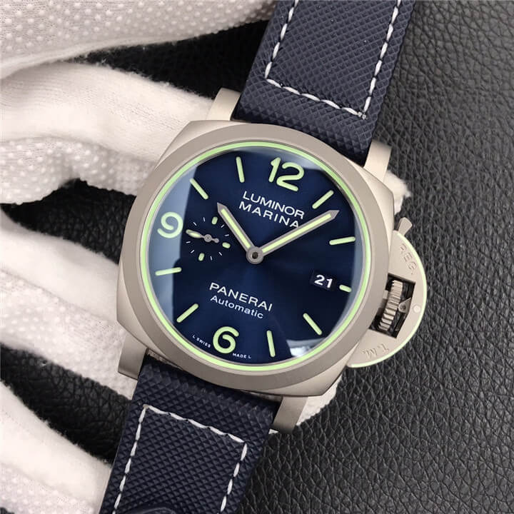 沛纳海 Panerai LUMINOR 庐米诺 MARINA PAM01117 