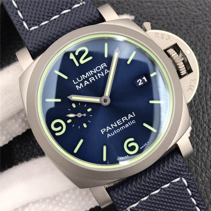 沛纳海 Panerai LUMINOR 庐米诺 MARINA PAM01117 