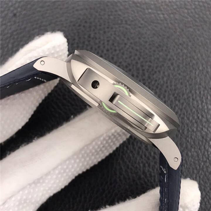 沛纳海 Panerai LUMINOR 庐米诺 MARINA PAM01117 
