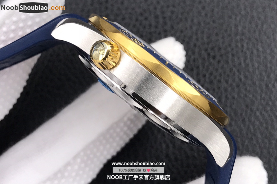 欧米茄 海马系列 300米潜水表系列 210.22.42.20.03.001