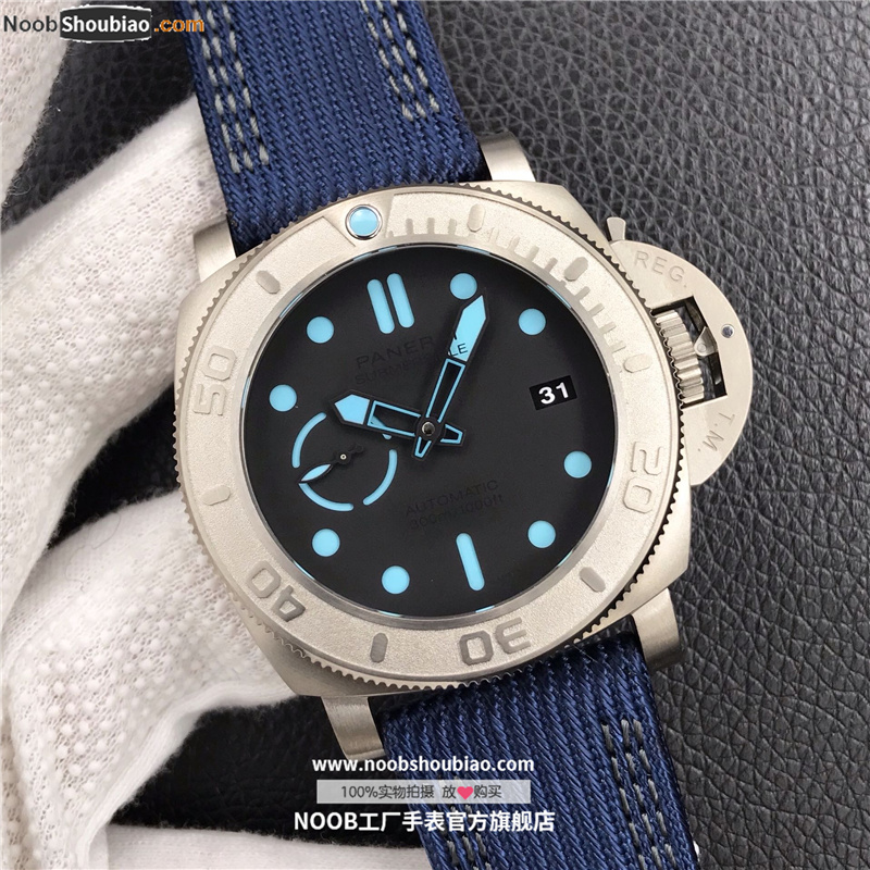 沛纳海手表 SUBMERSIBLE 潜行系列 PAM00985