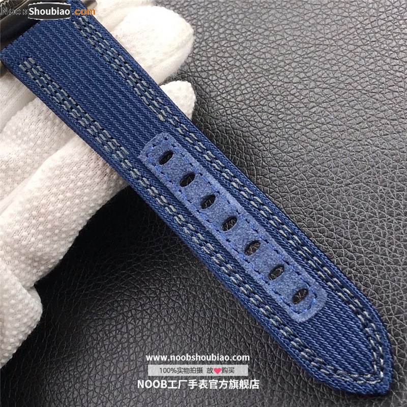 沛纳海手表 SUBMERSIBLE 潜行系列 PAM00985